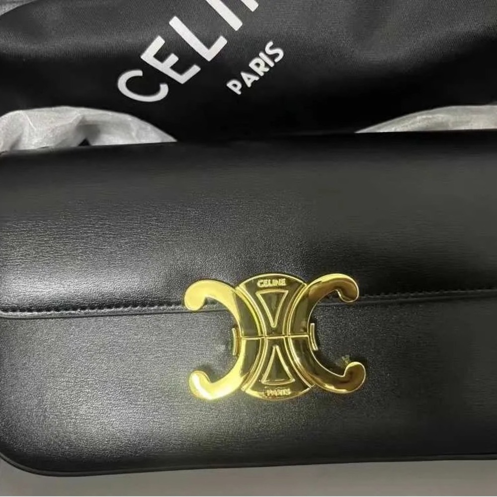 A10 SHOULDER BAG IN SHINY CALFSKIN